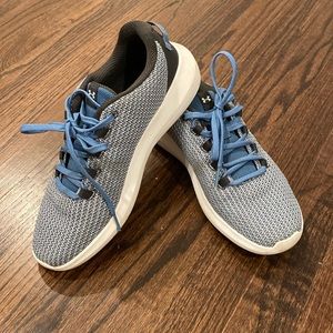 Underarmour Sneakers